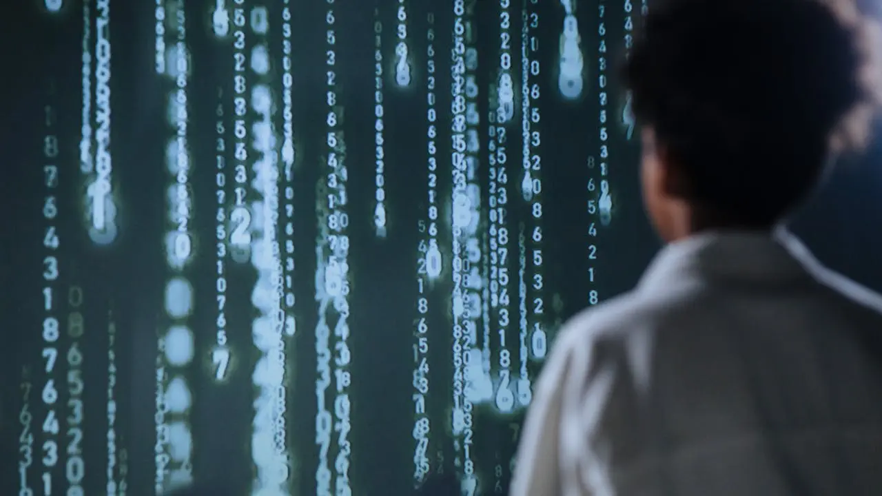 Program nou DevOps AI si Cloud lansat de Code Platoon. Scopul noului program este sa ofere participantilor instrumente esentiale.