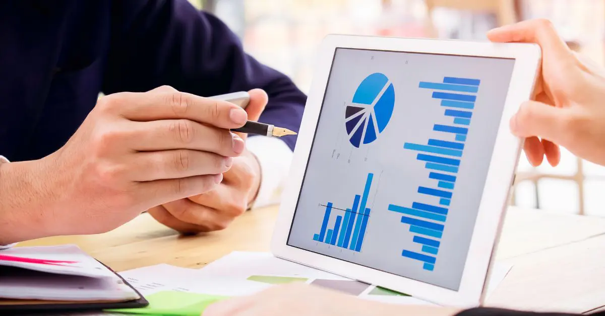 Platforma inteligenta pentru laboratoare simplifica analiza datelor