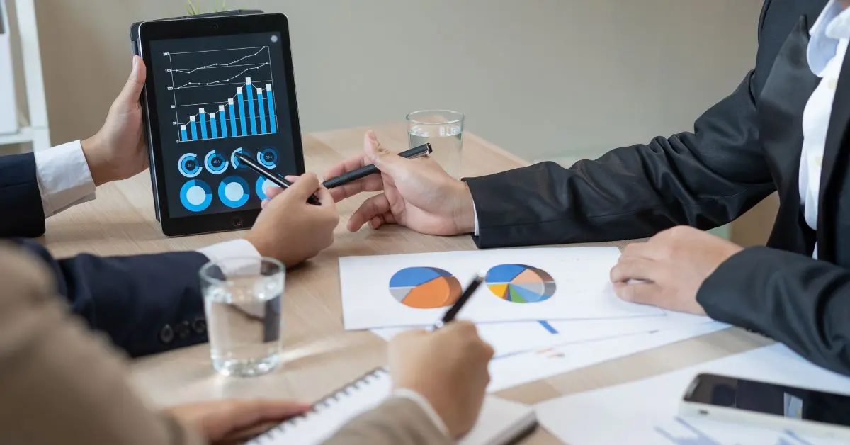 Startupul Julius obtine 10 milioane dolari pentru analiza AI