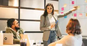 Monday.com lider in Gartner 2025 pentru management adaptiv