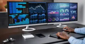 Amplitude lanseaza MCP si agenti AI pentru analiza automata