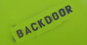 Atac cibernetic SkyCloak foloseste backdoor OpenSSH cu Tor