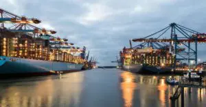 Hackeri ataca nave maritime folosind unelte RMM avansate