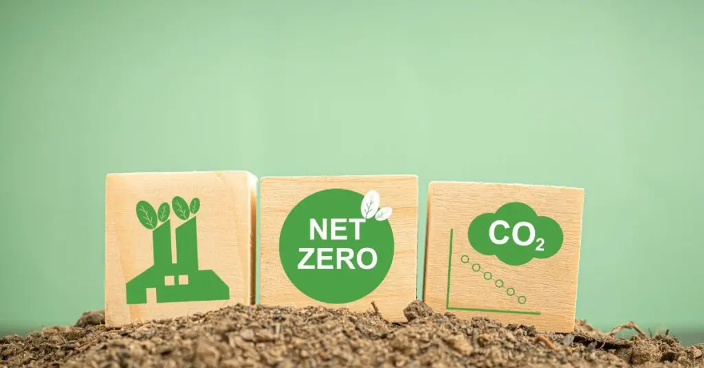 Consiliile corporative implementeaza AI si management pentru zero emisii